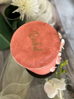 Petal Like - 06- Custom Cake - ZA000040F - Picture2
