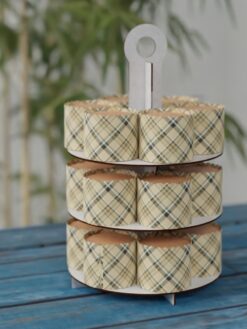 Gingham--15-Custom-Cake-ZA000102O-Picture1