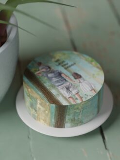 ZAF00071U.Flat.Fatherhood.Celebration Cakes.Flat0000.front