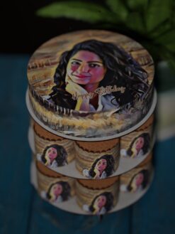ZAG00006C.celebration.cake.and.cupcake.Da Vinci.series0000.front