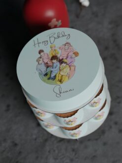 ZAG00054E.celebration.cake.and.cupcake.BTS.series0000.top
