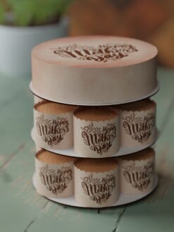 ZAG00068B.celebration.cake.and.cupcake.Mothers Day.series0000.front