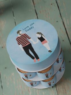 ZAG00071Q.celebration.cake.and.cupcake.Fatherhood.series0000.top