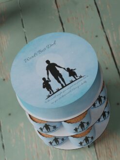 ZAG00071Y.celebration.cake.and.cupcake.Fatherhood.series0000.top