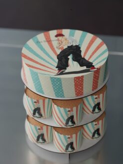 ZAG00072C.celebration.cake.and.cupcake.Manga.series0000.front