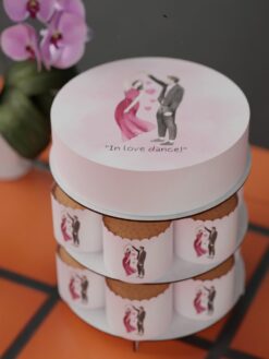 ZAG00088E.celebration.cake.and.cupcake.Amore.series0000.front