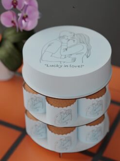ZAG00088I.celebration.cake.and.cupcake.Amore.series0000.front