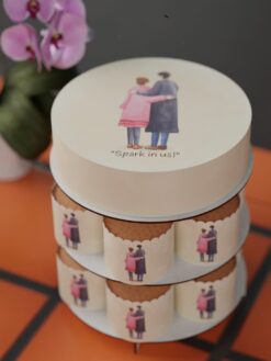 ZAG00088X.celebration.cake.and.cupcake.Amore.series0000.front