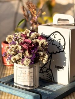 ZAD00002B.Dried flower bouqet.front